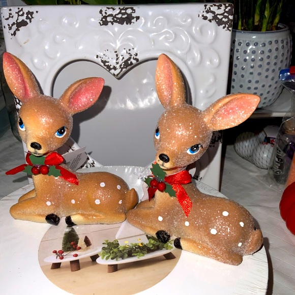2 Sparkly Reindeer Table Decor Set #1 - Picture 7 of 12